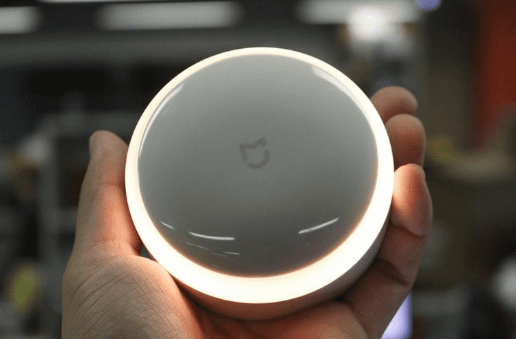 Пример работы ночного светильника Xiaomi MiJia Induction Night Light